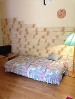 Apartment in Villa, Private Pool, big Garden, Close to sea and Old Zad