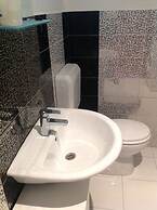 Apartment in Villa, big Garden, Private Pool, Close to Beach and Zadar