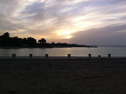 Apartment in Villa, big Garden, Private Pool, Close to Beach and Zadar