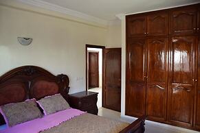 5 Bedroom Holiday Villa Yasmine, Perfect for Family Holidays, Near Bea