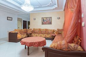 5 Bedroom Holiday Villa Yasmine, Perfect for Family Holidays, Near Bea