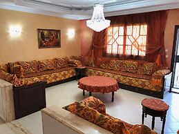 5 Bedroom Holiday Villa Yasmine, Perfect for Family Holidays, Near Bea