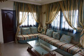 5 Bedroom Holiday Villa Yasmine, Perfect for Family Holidays, Near Bea