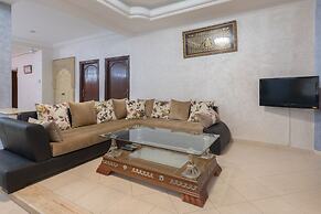 5 Bedroom Holiday Villa Yasmine, Perfect for Family Holidays, Near Bea