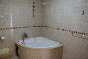 5 Bedroom Holiday Villa Yasmine, Perfect for Family Holidays, Near Bea