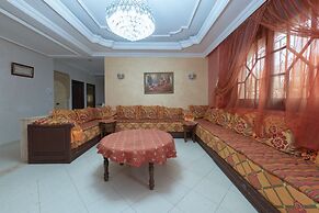 5 Bedroom Holiday Villa Yasmine, Perfect for Family Holidays, Near Bea