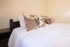 5 Bedroom Holiday Villa Yasmine, Perfect for Family Holidays, Near Bea