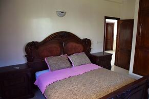 5 Bedroom Holiday Villa Yasmine, Perfect for Family Holidays, Near Bea