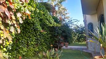 5 Bedroom Holiday Villa Yasmine, Perfect for Family Holidays, Near Bea