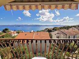 Holiday Apartment With a Balcony and sea View, Just 300 Metres From th