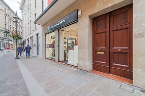 San Fermo Luxury Apartment