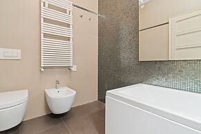 San Fermo Luxury Apartment