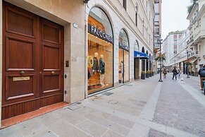 San Fermo Luxury Apartment