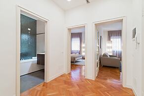 San Fermo Luxury Apartment