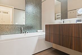 San Fermo Luxury Apartment