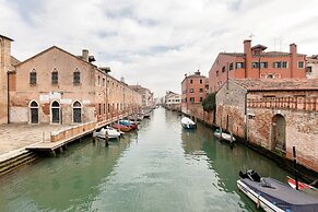 Cannareggio Elegant Apartment