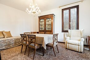 Del Remer Apartment - 5mins from San Marco sq