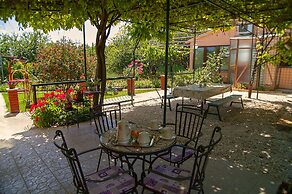 House With Pool in Split Near the Beach