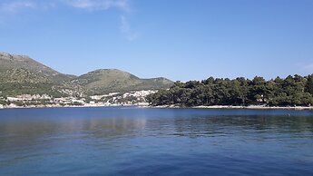 Room-the Most Beautiful Position in Zato