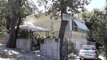 Room-wonderfull View to the Entire bay o