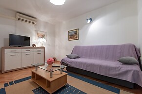 The Apartment Consists of two Bedrooms, a Bathroom, a Kitchen and a Li