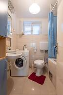 The Apartment Consists of two Bedrooms, a Bathroom, a Kitchen and a Li