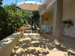 The Apartment Consists of two Bedrooms, a Bathroom, a Kitchen and a Li