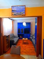 Spacious and Sunny Apartment on Island Rab