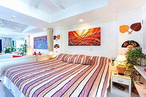 Your Dream Vacation Starts Here See Inside