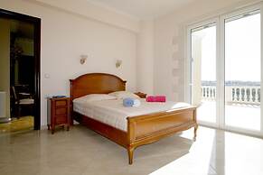 Luxurious Villa Anthi