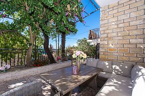 Apartment With Amazing sea View