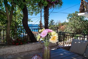 Apartment With Amazing sea View