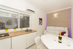 Apartment With Amazing sea View