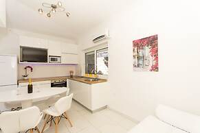 Apartment With Amazing sea View