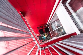 No5 Penthouse 2 Bedroom Apartment