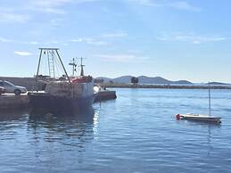 No5 Penthouse 2 Bedroom Apartment