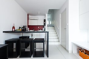 No5 Penthouse 2 Bedroom Apartment