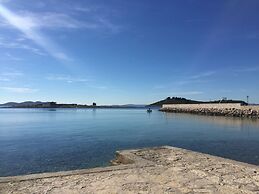 No5 Penthouse 2 Bedroom Apartment