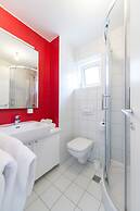 No5 Penthouse 2 Bedroom Apartment