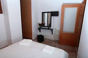 Nilly's Central Luxury Apartments