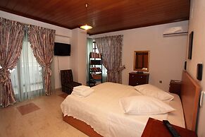 Nilly's Central Luxury Apartments