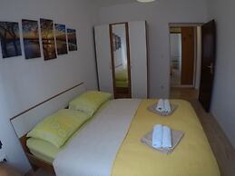 Comfortable Apartment in Stari Grad