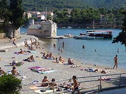 Comfortable Apartment in Stari Grad