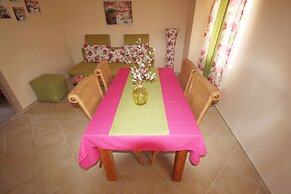 Apartment Rustica With 2 Bedrooms