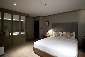 Glamorous Peaceful Apt 2br 2ba Centre Wparkin 7 Mins to Bts Free Wifi