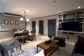 Glamorous Peaceful Apt 2br 2ba Centre Wparkin 7 Mins to Bts Free Wifi