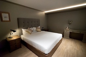 Glamorous Peaceful Apt 2br 2ba Centre Wparkin 7 Mins to Bts Free Wifi