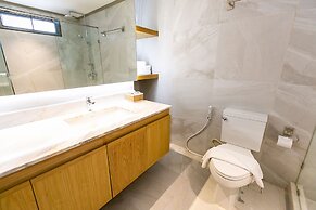 Glamorous Peaceful Apt 2br 2ba Centre Wparkin 7 Mins to Bts Free Wifi