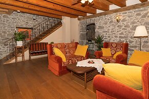 Villa Salvia With Pool