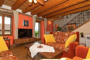 Villa Salvia With Pool